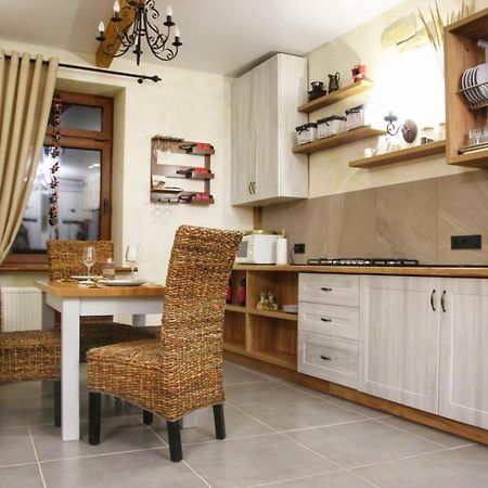 Гетьманські Палати , Старе Місто, 2 Спальні, Балкон-Тераса , 85 М Кв Kamenets-Podolsk Eksteriør bilde