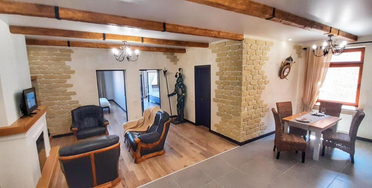 Гетьманські Палати , Старе Місто, 2 Спальні, Балкон-Тераса , 85 М Кв Kamenets-Podolsk Eksteriør bilde